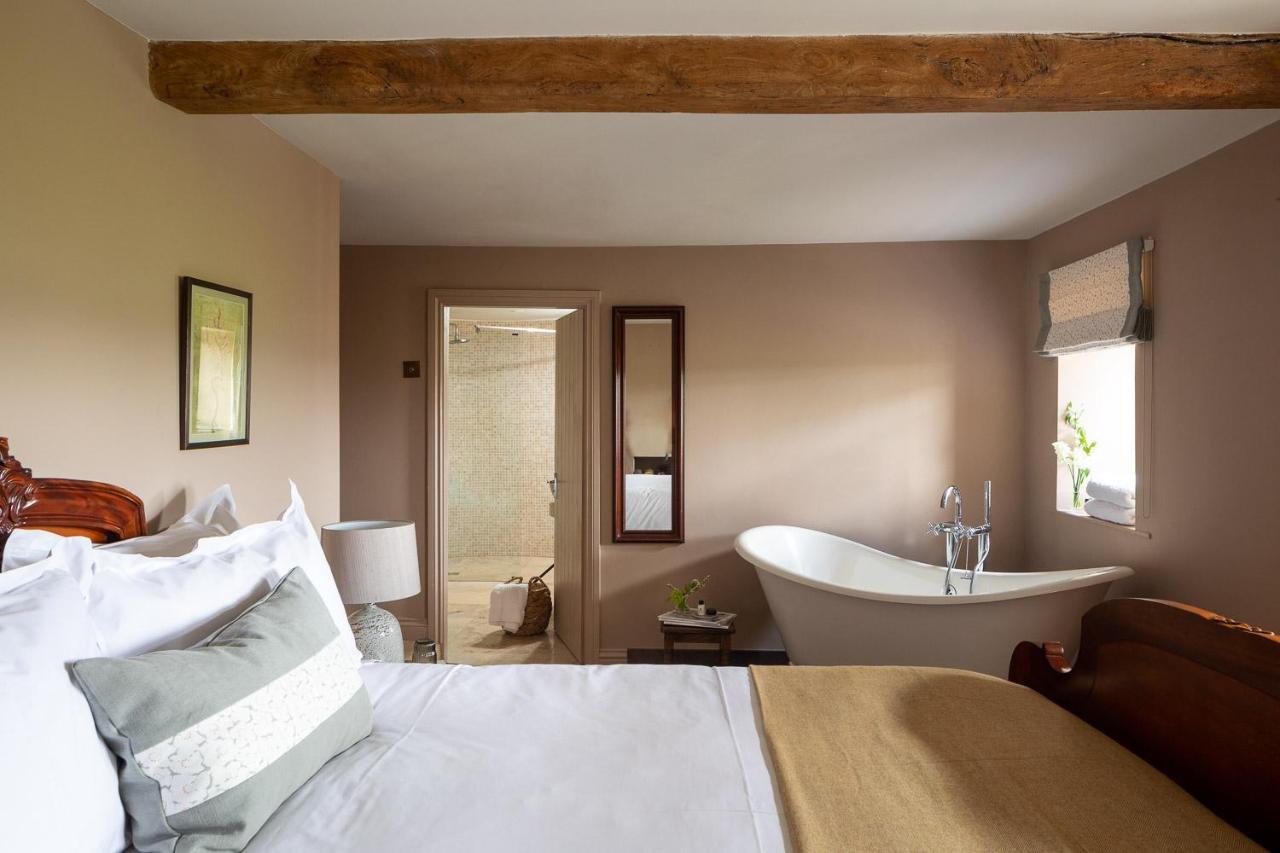 The Holcombe Hotel Room photo