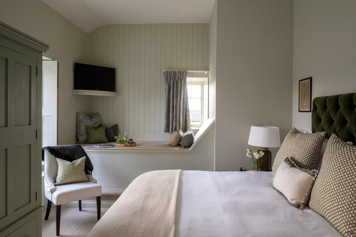 The Holcombe Hotel Room photo